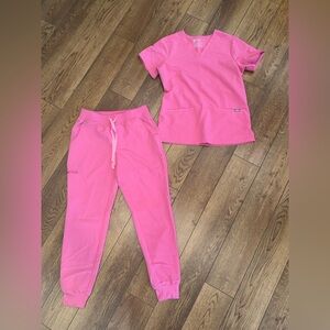 Figs Women's Pink Scub set size small